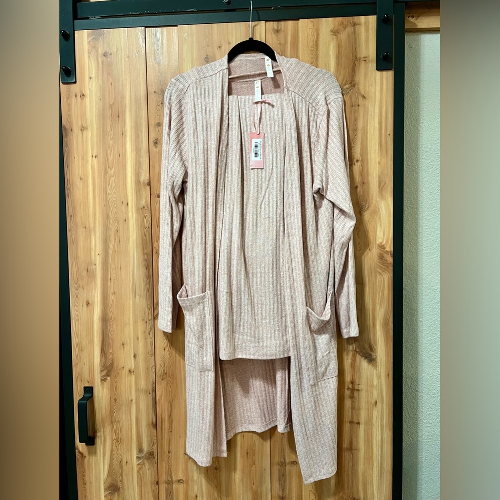 SUPER SOFT 3 piece lounge set - NWT size large - Picture 4 of 11